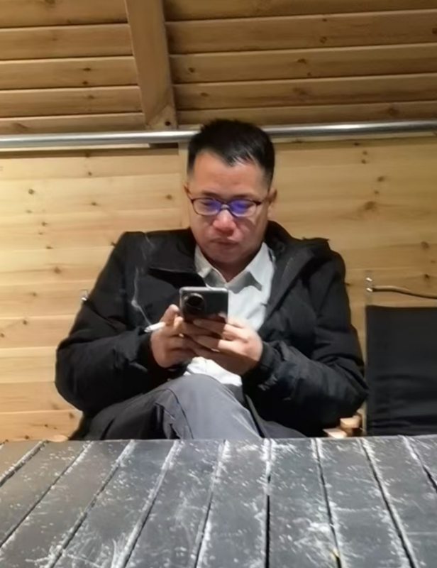 期待一个你的第一张照片--德保父母相亲团